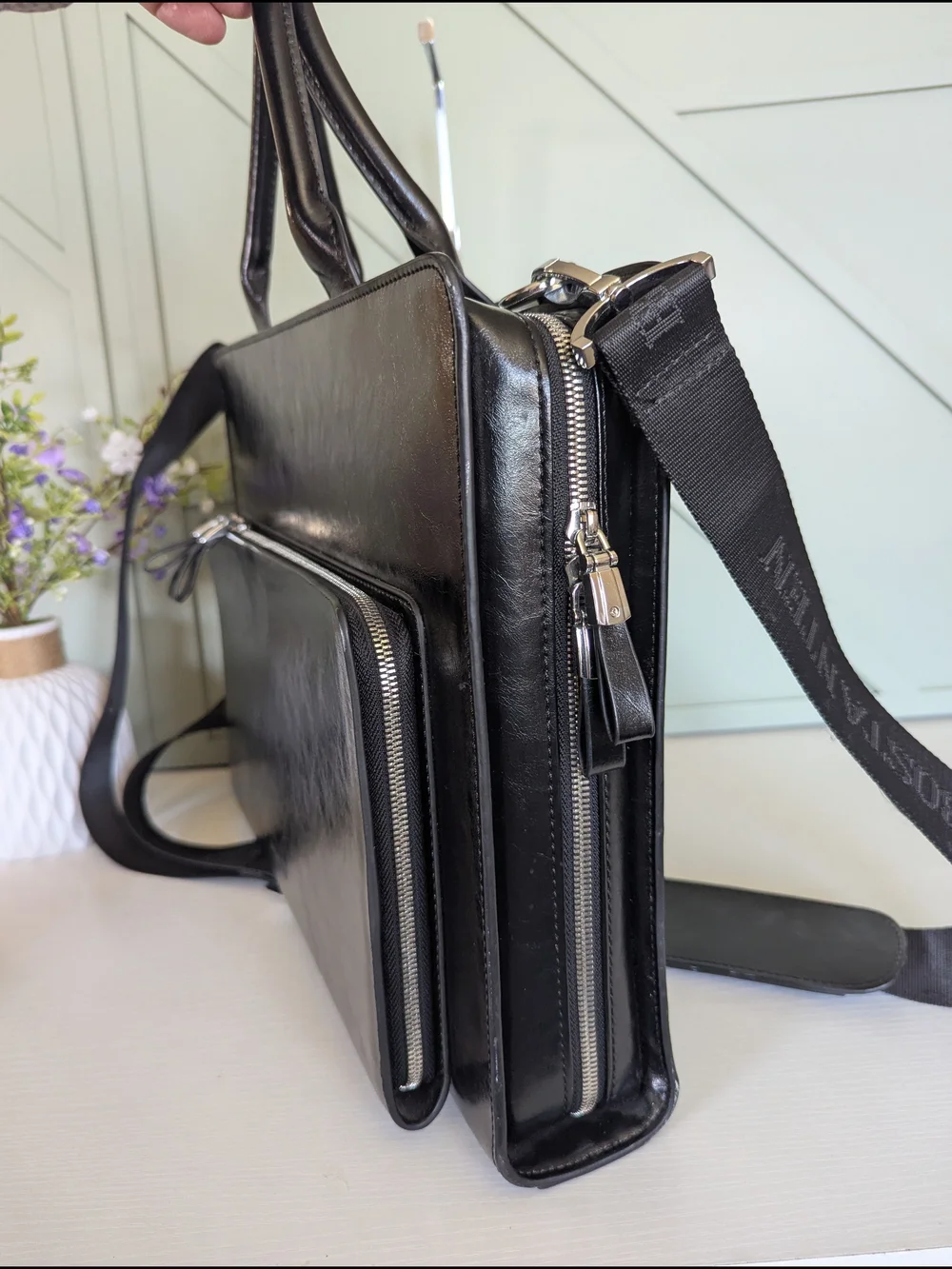 BOSTANTEN Carol Women's Leather Briefcase.